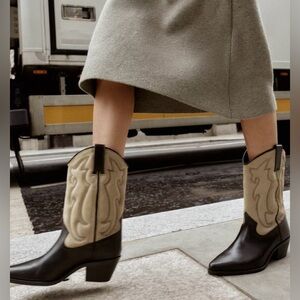 Zara NEW Cowboy Boots - leather